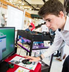 Faculty of Computer and Mathematical Sciences