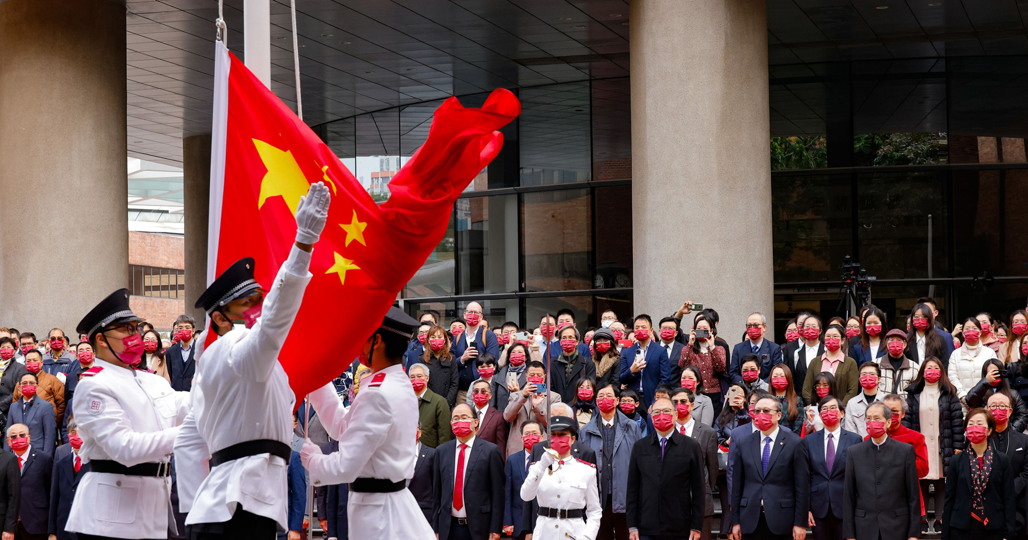 理大舉行 2023 年元旦日升旗儀式 | 香港理工大學