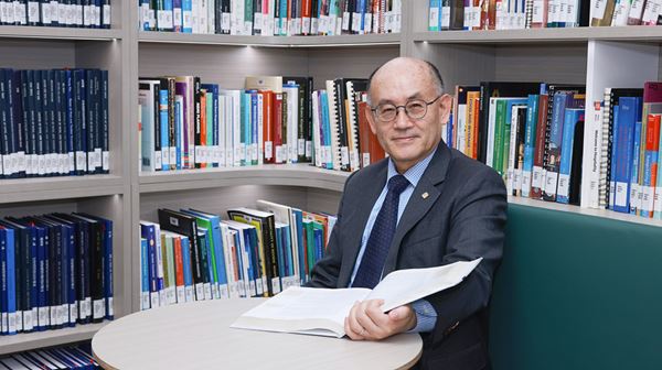 Prof Songprofile
