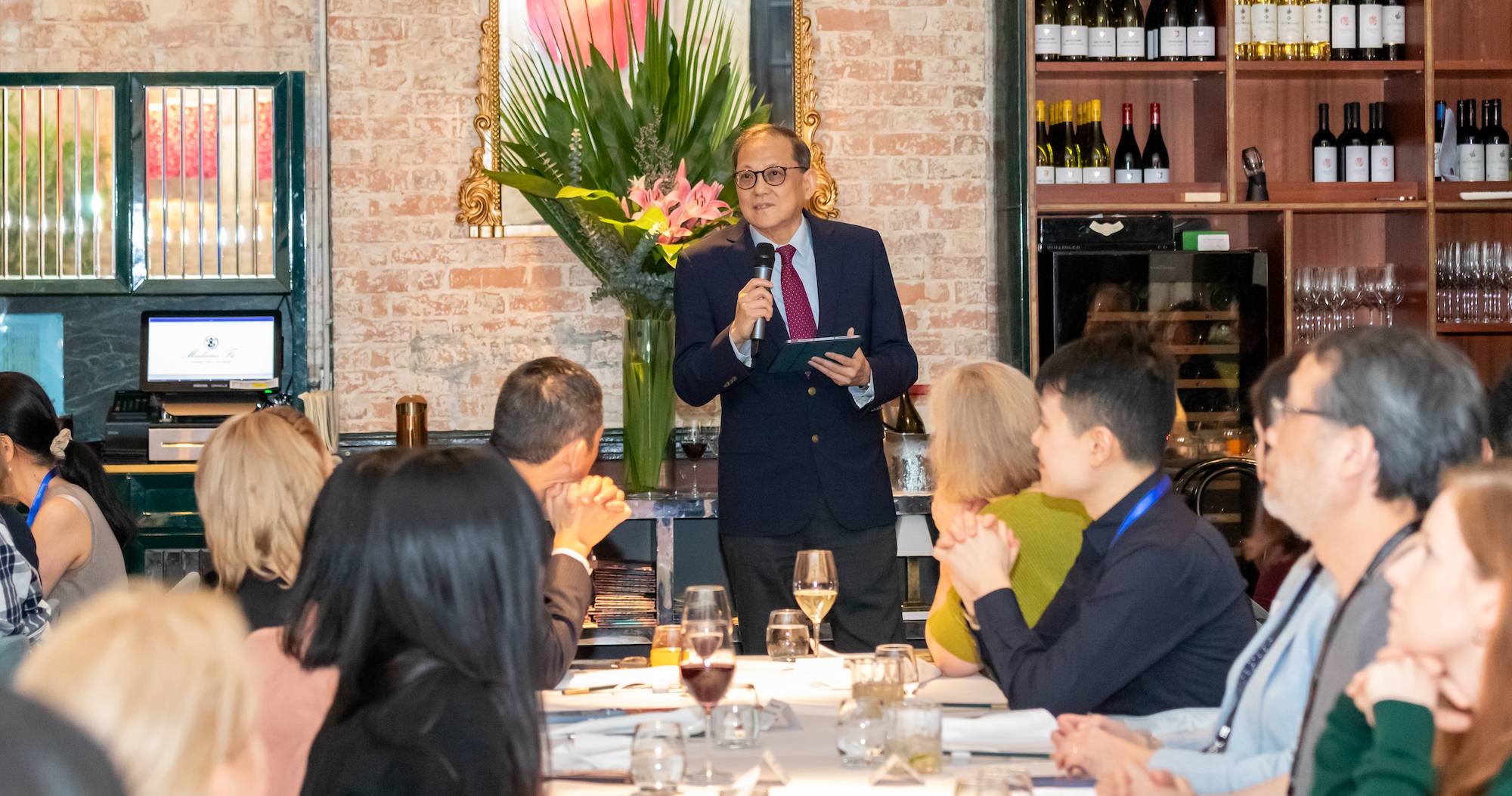 Photo 2UGC Prof James Tang