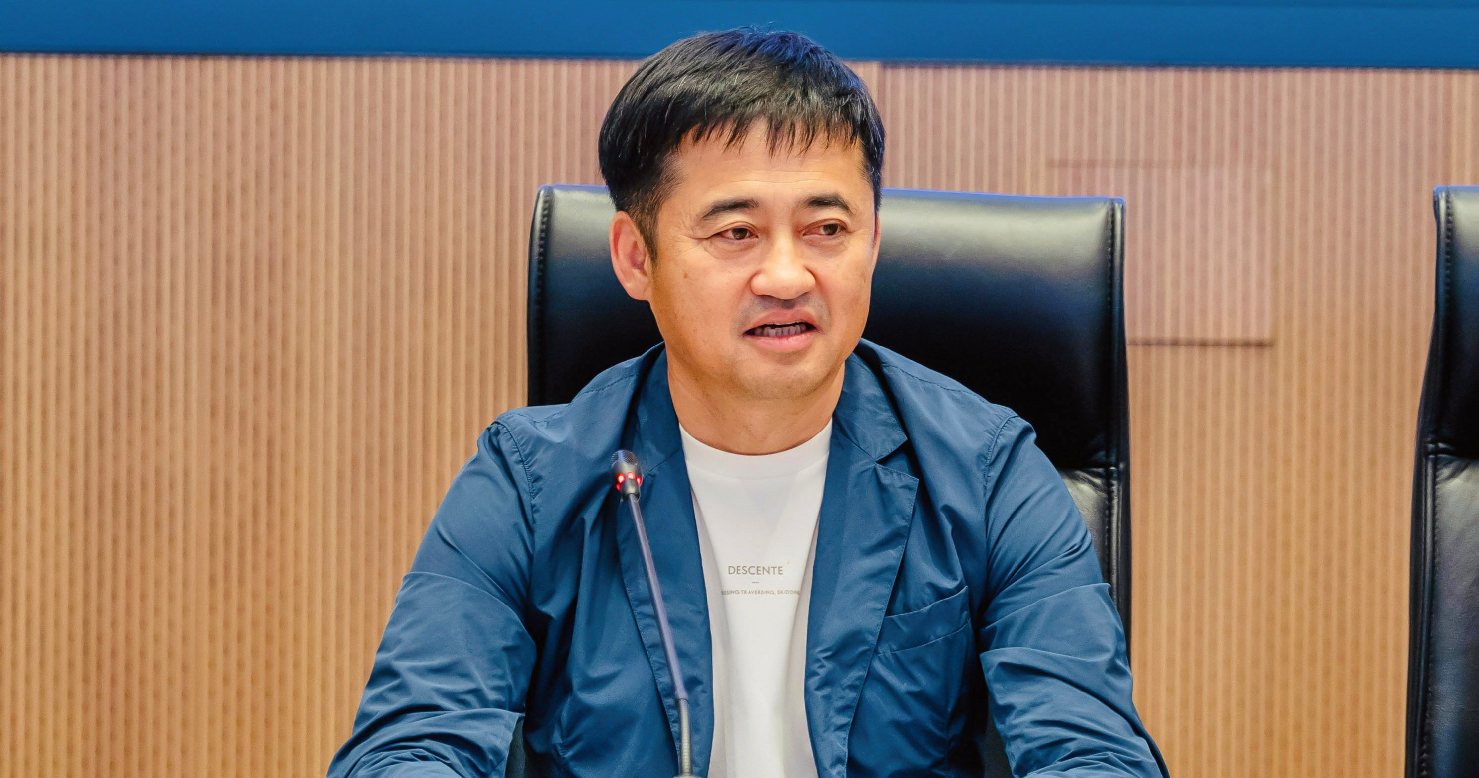 丁世忠先生表示，希望与理大在创新领域开展更多合作，携手共建全球最新进的运动科学实验室，将晋江打造成全球创新基地。