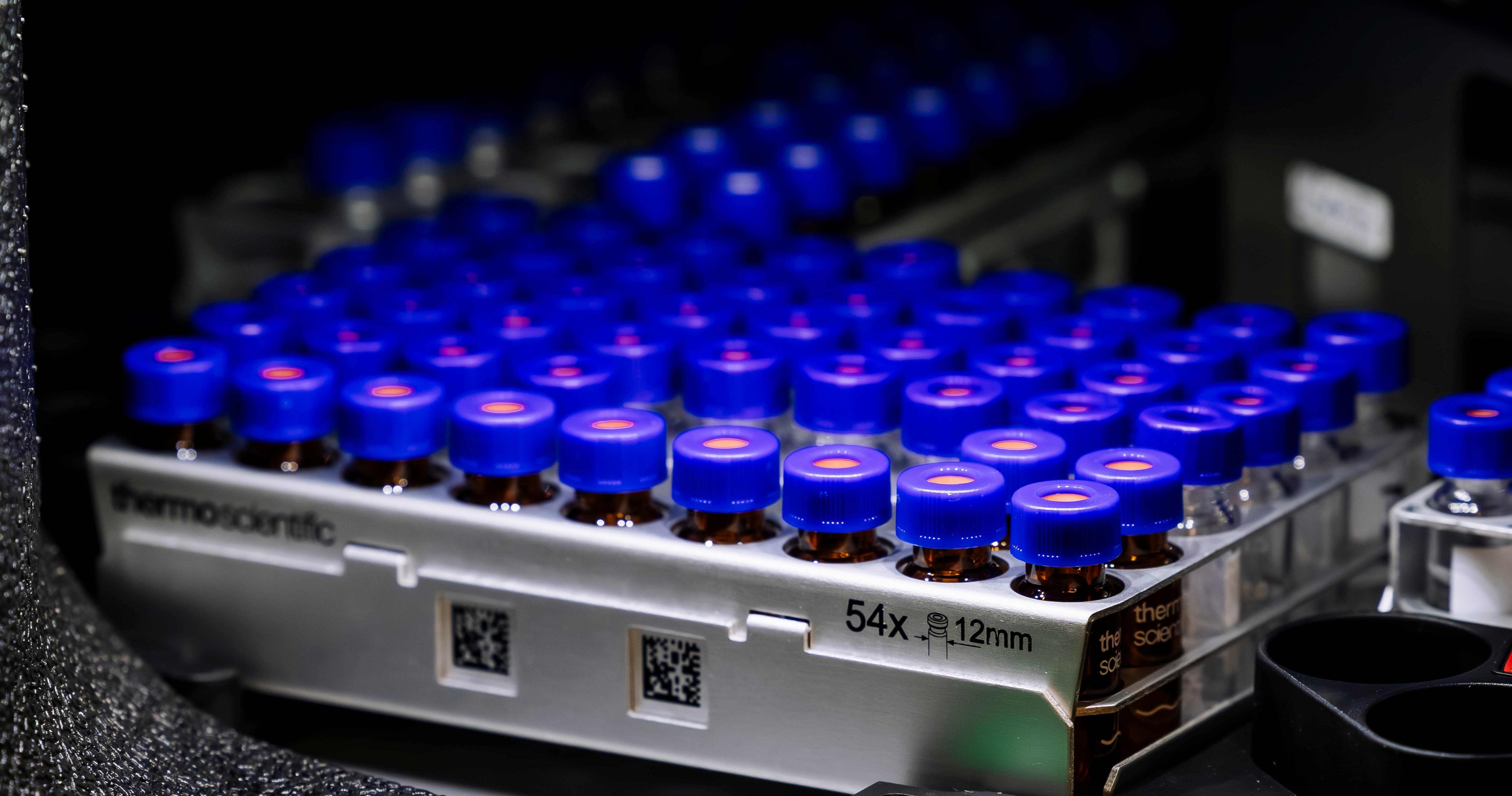 As data carriers, proteins outperform DNA and peptides in terms of storage capacity and stability. They can even be preserved with greater stability in powder or solution form under various environments.