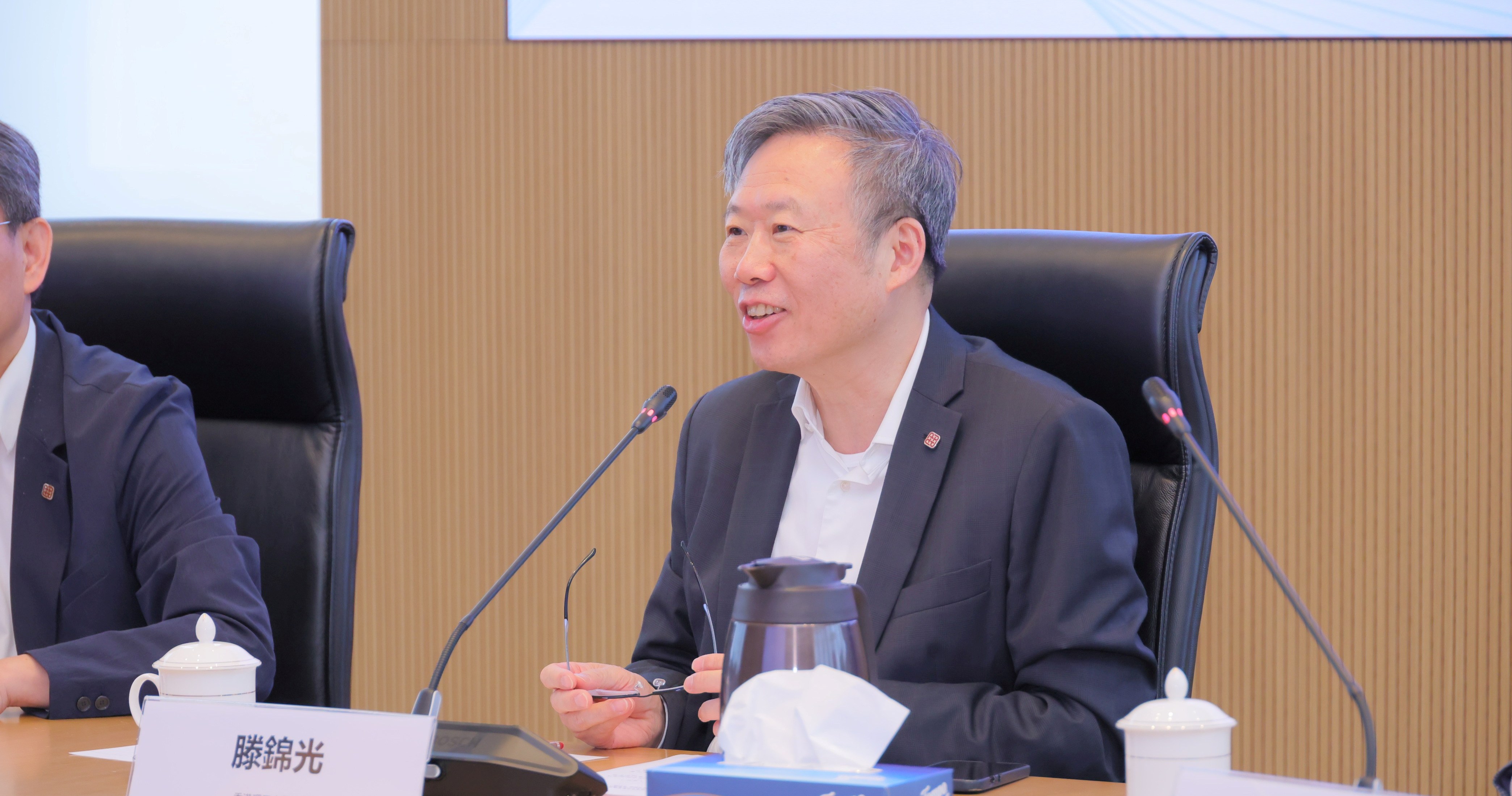 滕锦光教授指，是次合作将引领智能税务与财政科技的创新发展，推动行业转型。