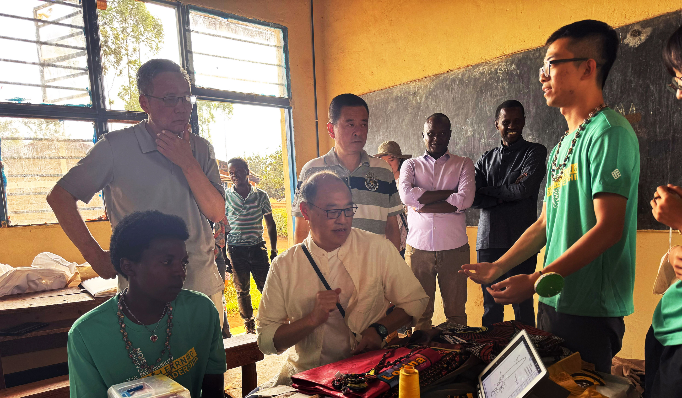 Service-Learning in Rwanda 2024_1370x800_02