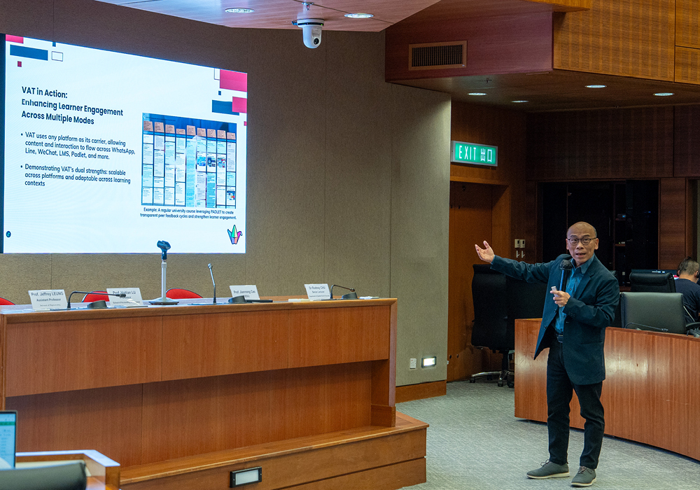 Rodney sharing SSP concepts in Teaching Salon