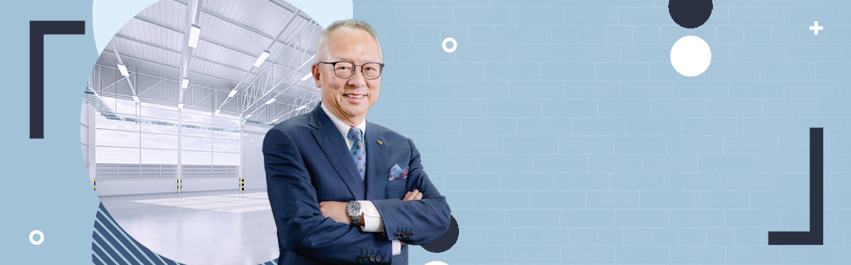 Honorary Chairman of the University Court Dr Roy Chung