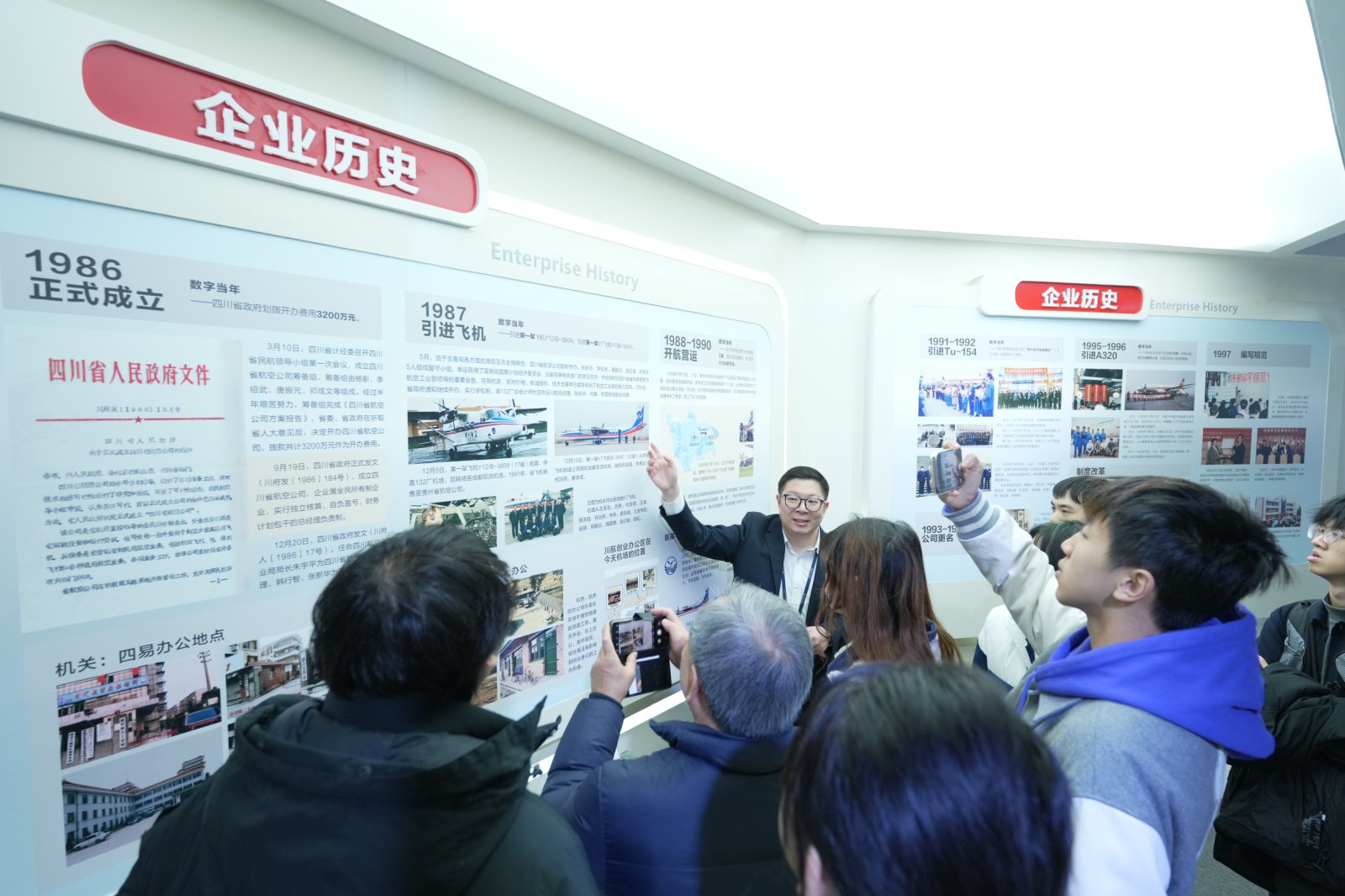 Selected1_a173fd3d4m83c122089790f039a85eaa