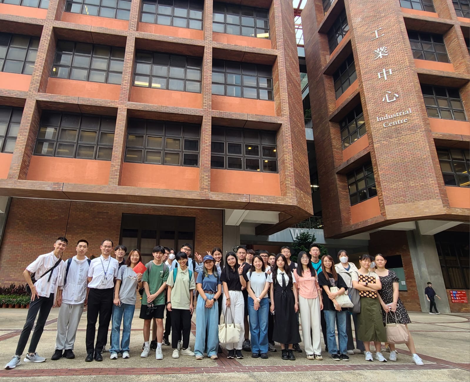 selectedGroup Photo 1