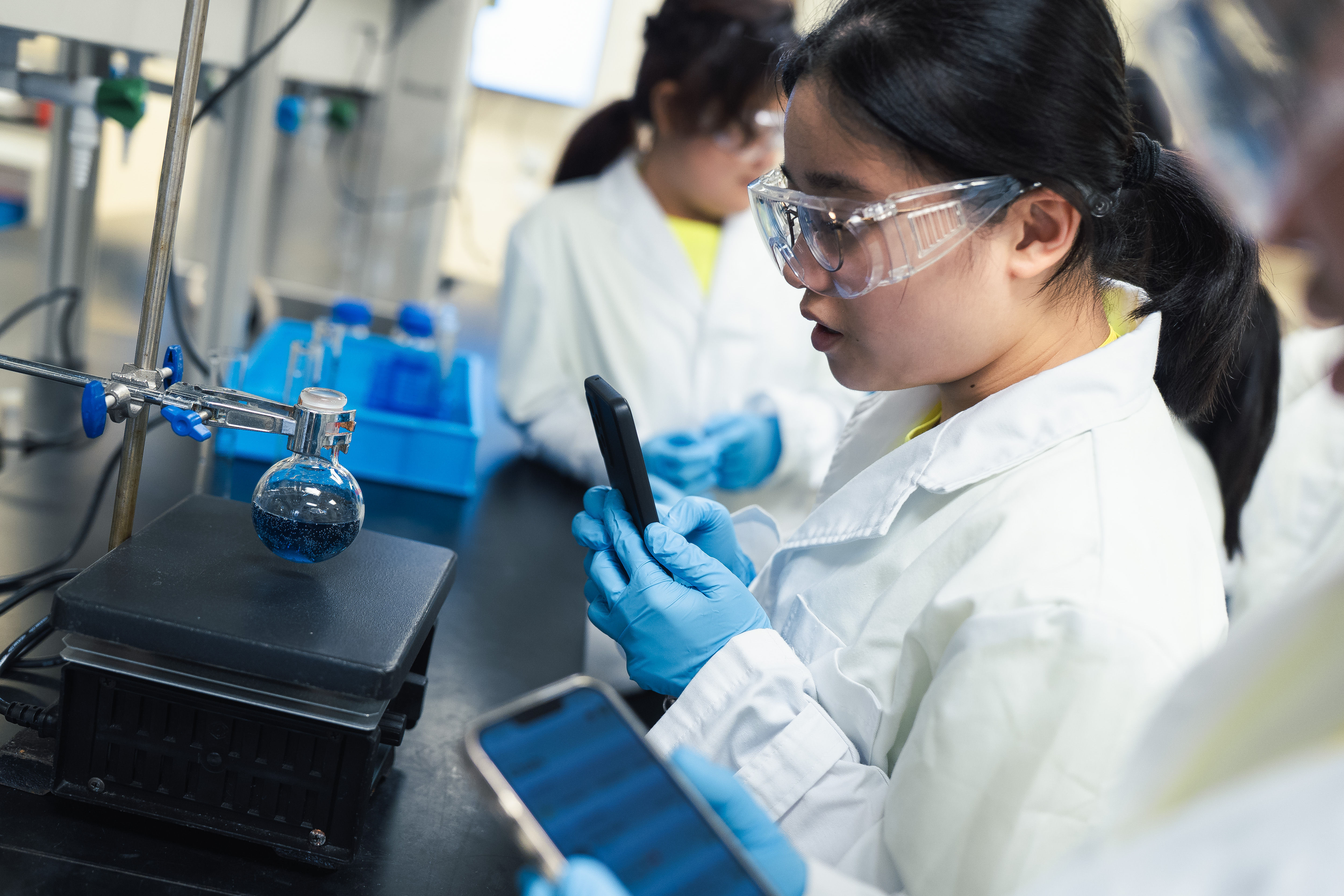 250722_1413_LF400605