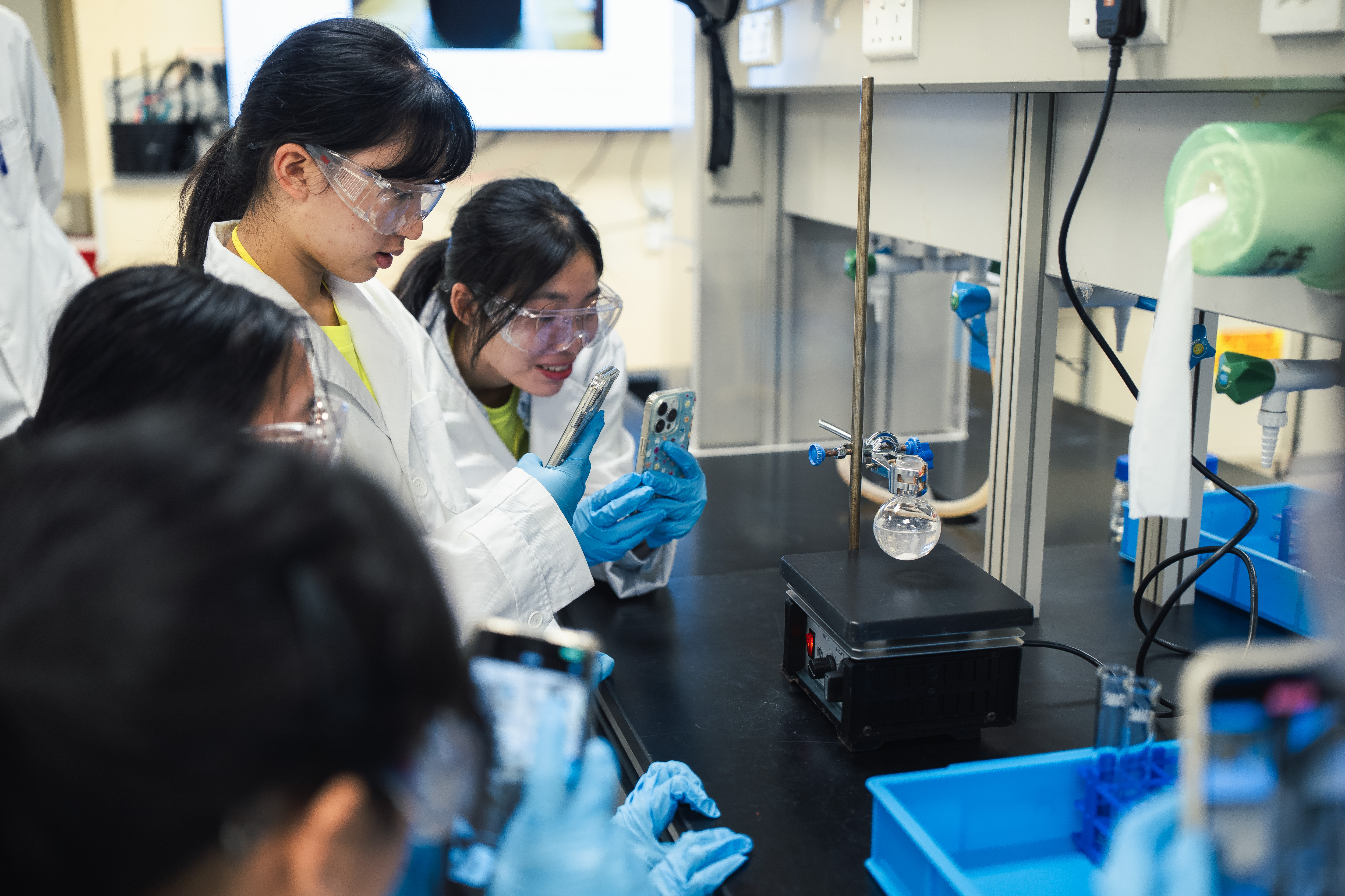 250722_1414_LF400633