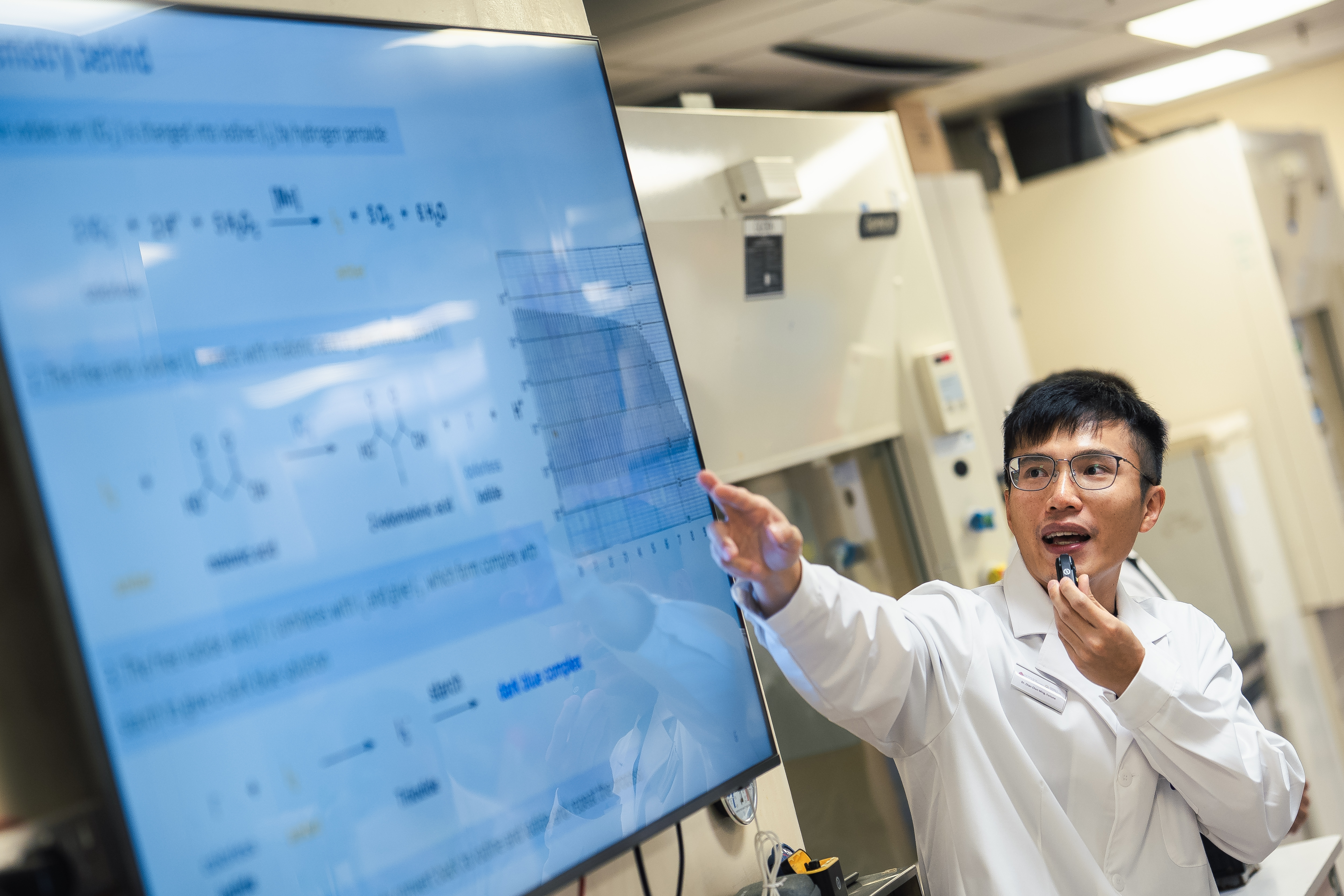 250722_1422_LF400819