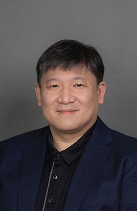 Dr William CS Tai
