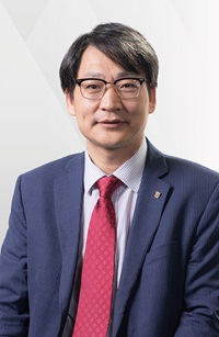 Professor WANG Zuankai
