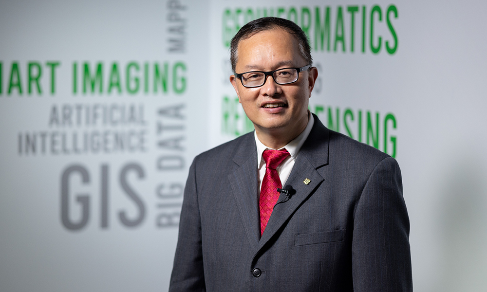 Professor Qihao WENG Academicians and Distinguished Scholars