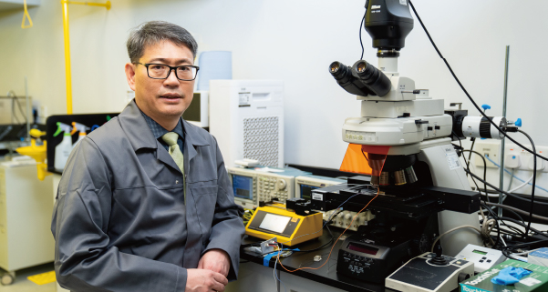 bgArtboard 1 copy-100