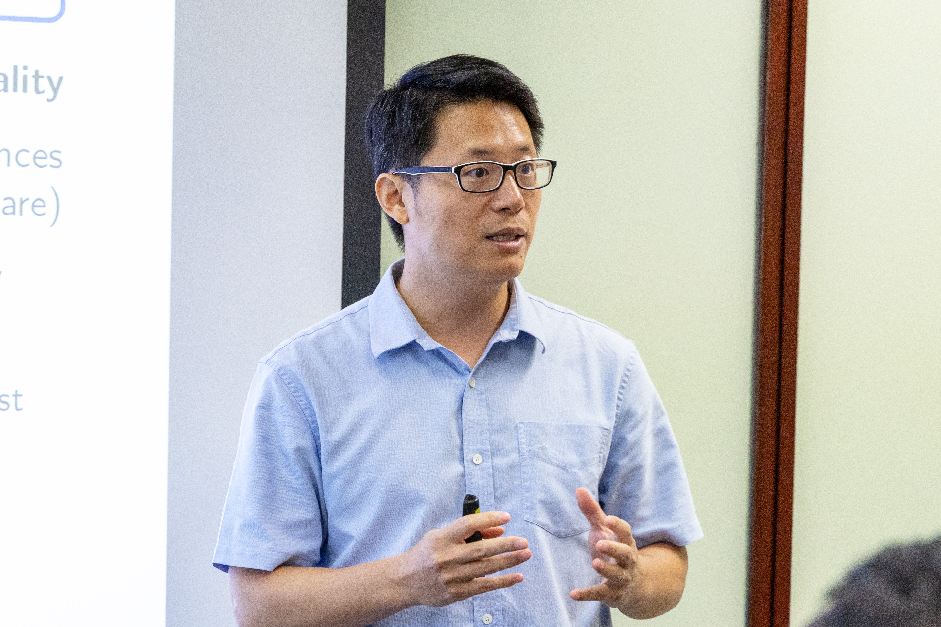 Brown-bag Seminar by Prof. Shiyang Huang from The University of Hong ...