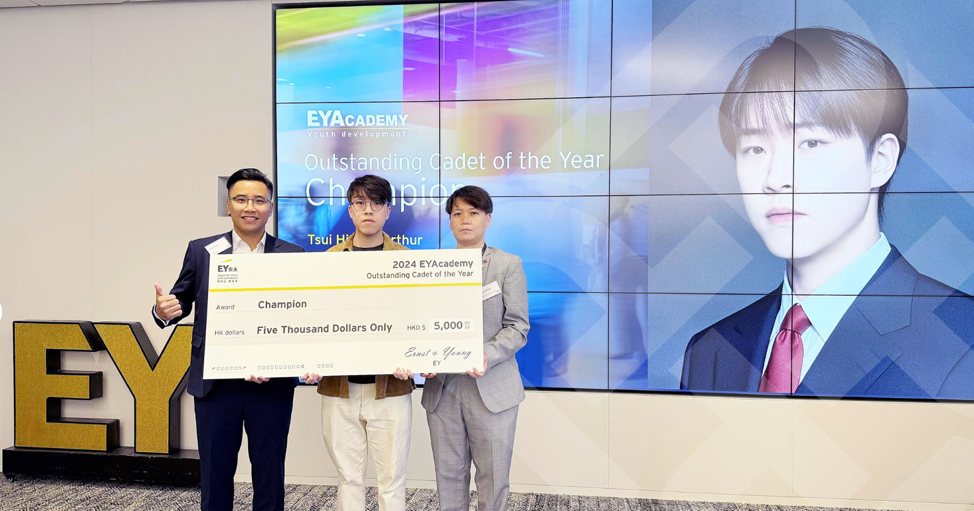 012000px width x 1050px Height20251125