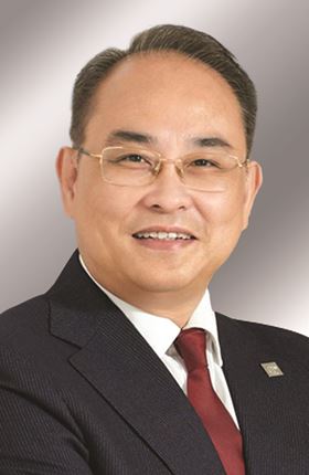 FENG-ME-Senior-Photo-YUEN-Pak-Leung