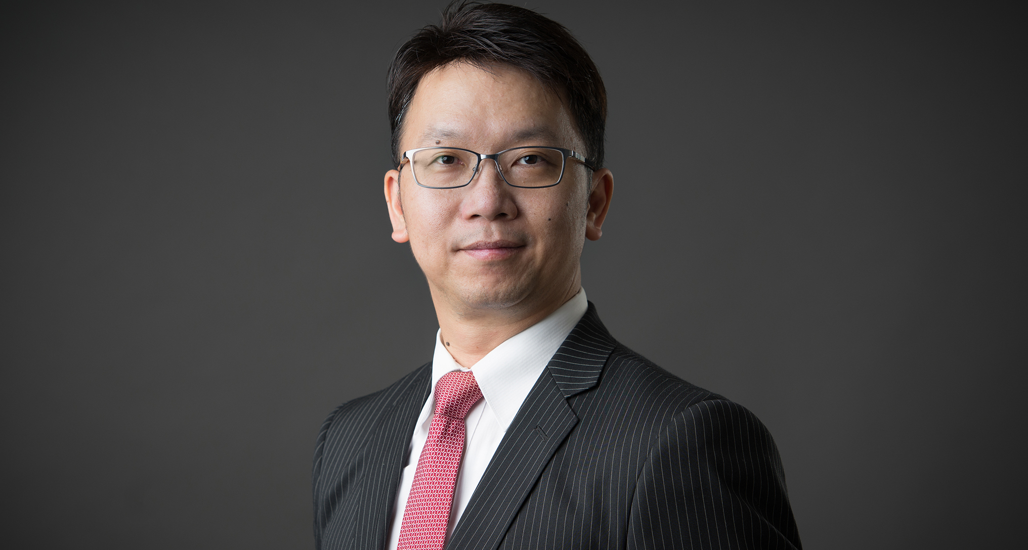 alumni_stories_16_19_Darron_Sun_1016x544