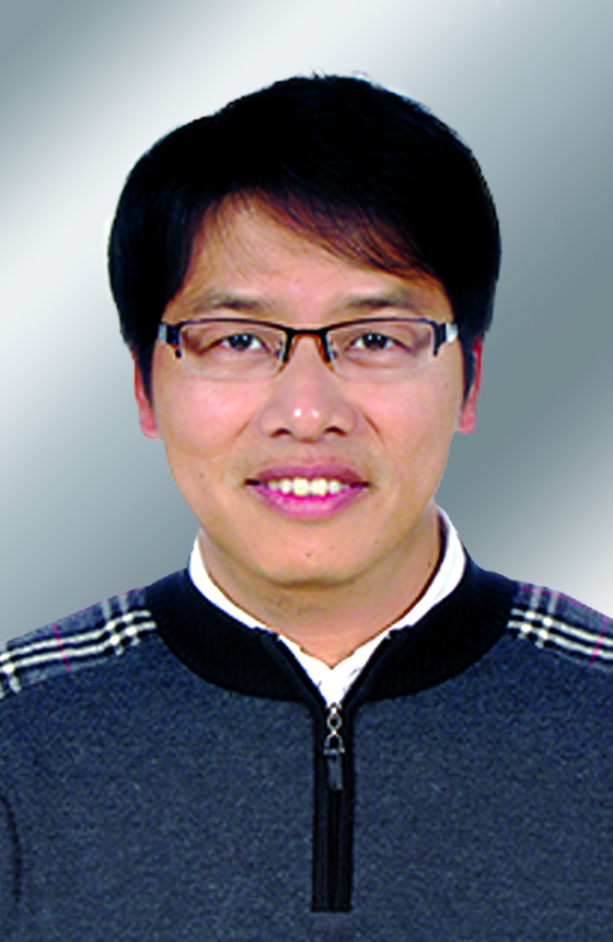 FAST-AMA-Senior-Photo-LinZhouchen copy