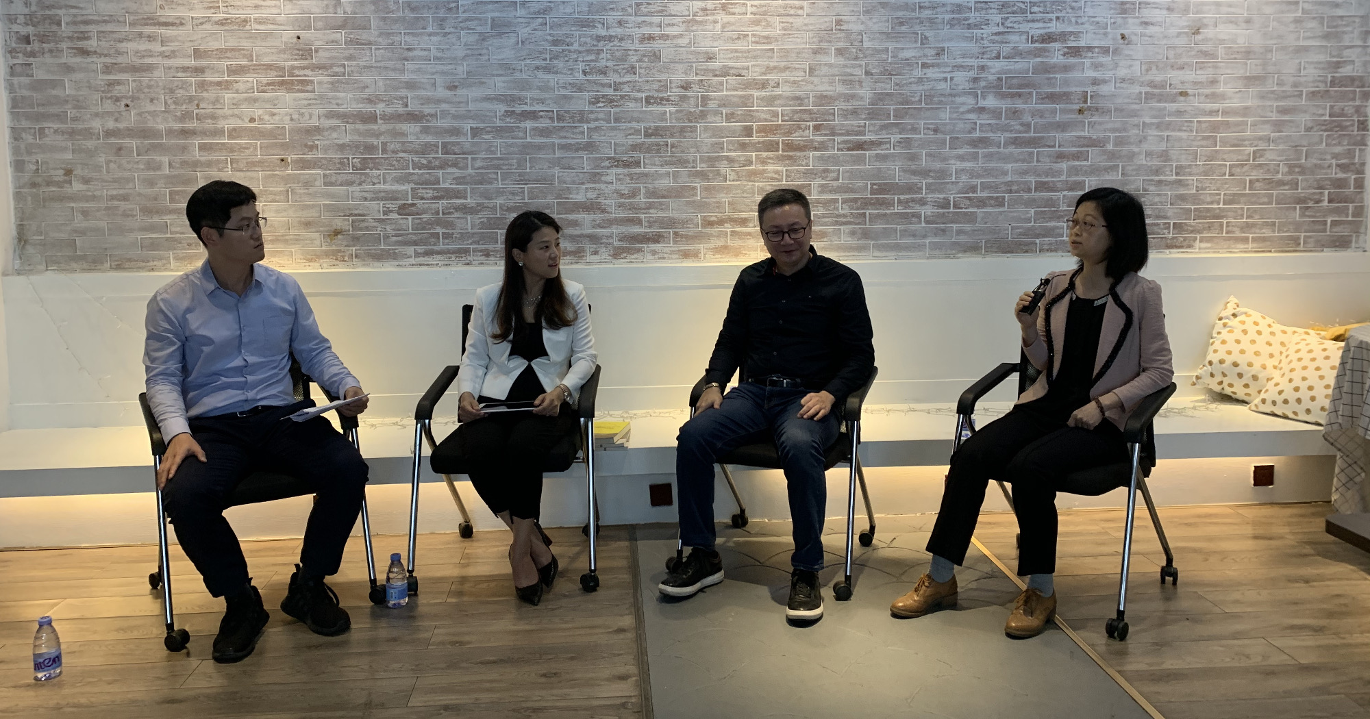 PRDAN_News_AlumniSalon_1