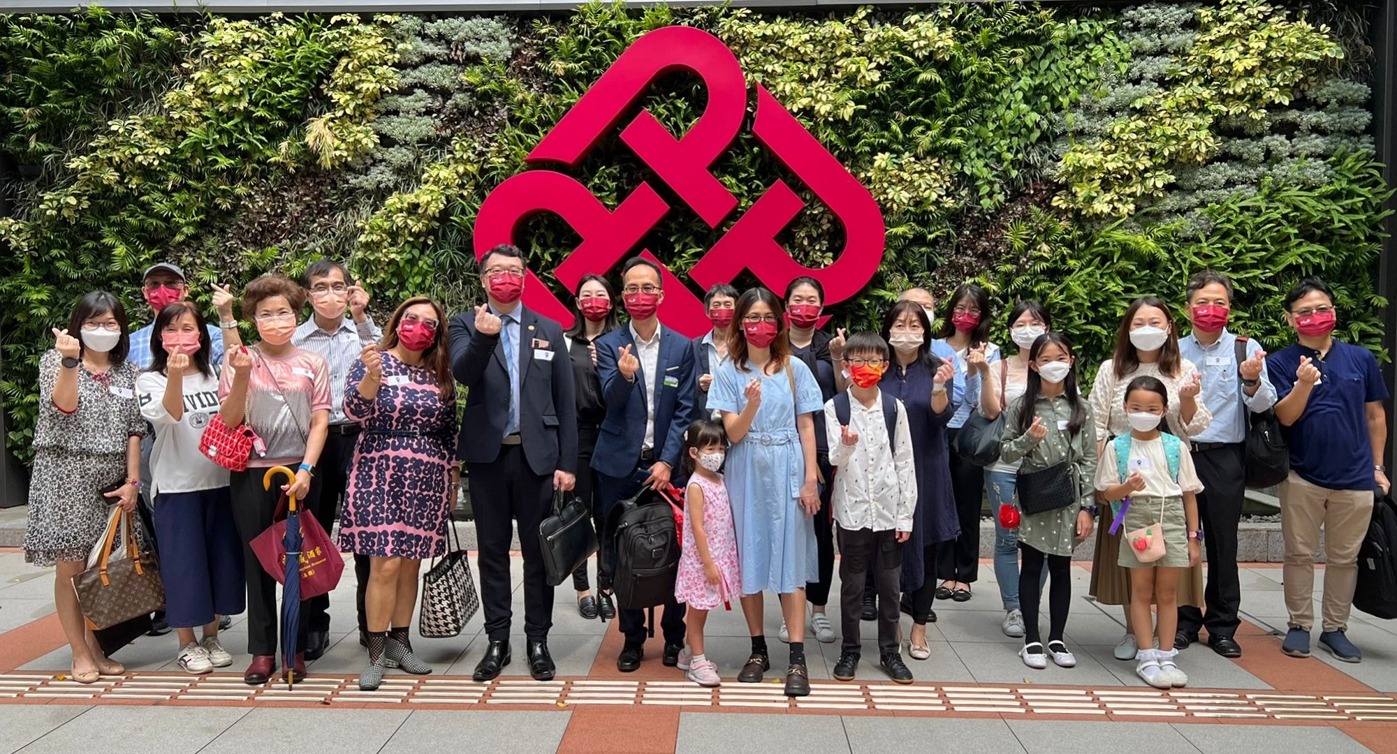 1WhatsApp Image 20221003 at 103933 AMRP2000x1080