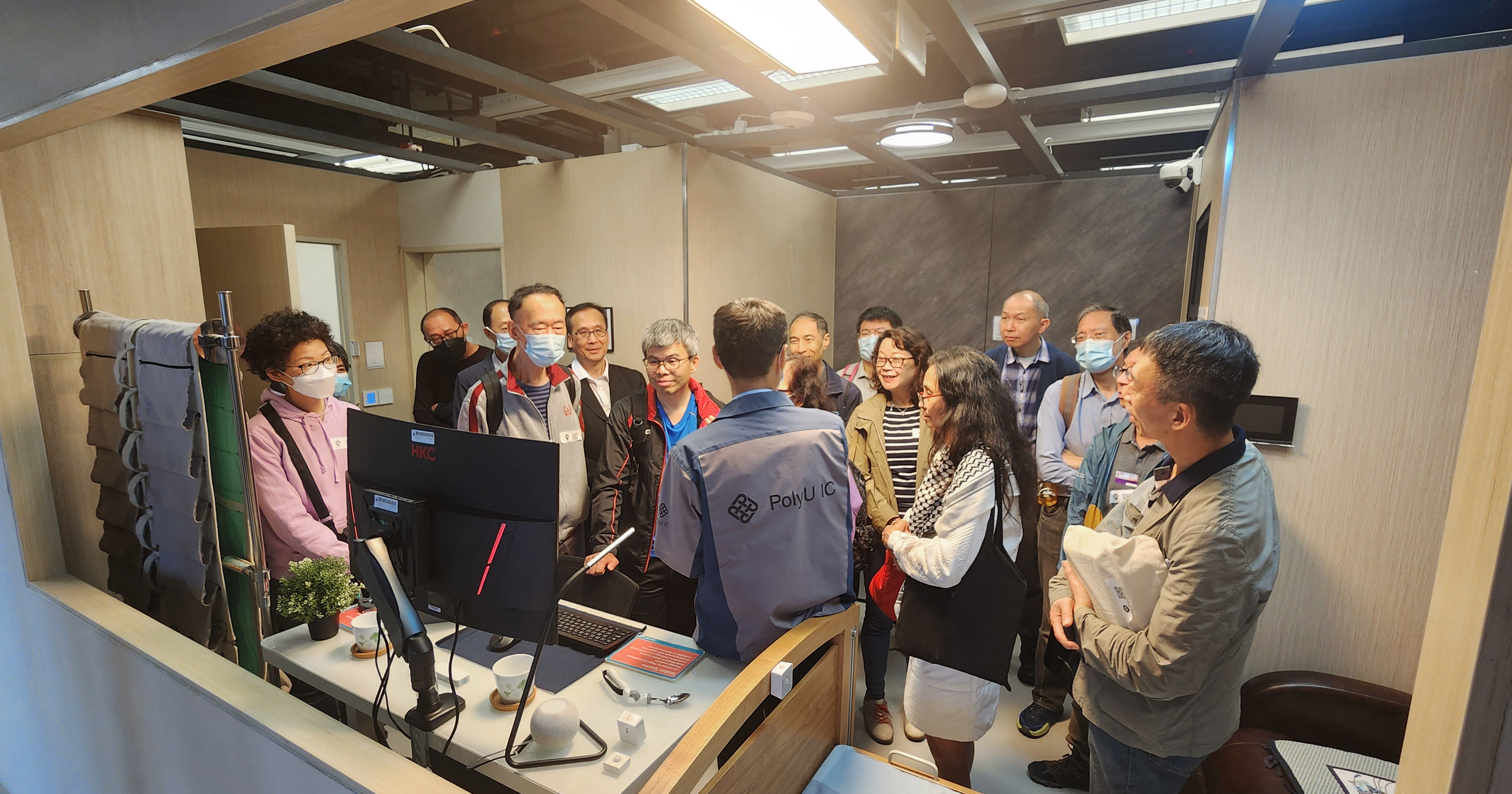 20230329_165227r_2000x1050