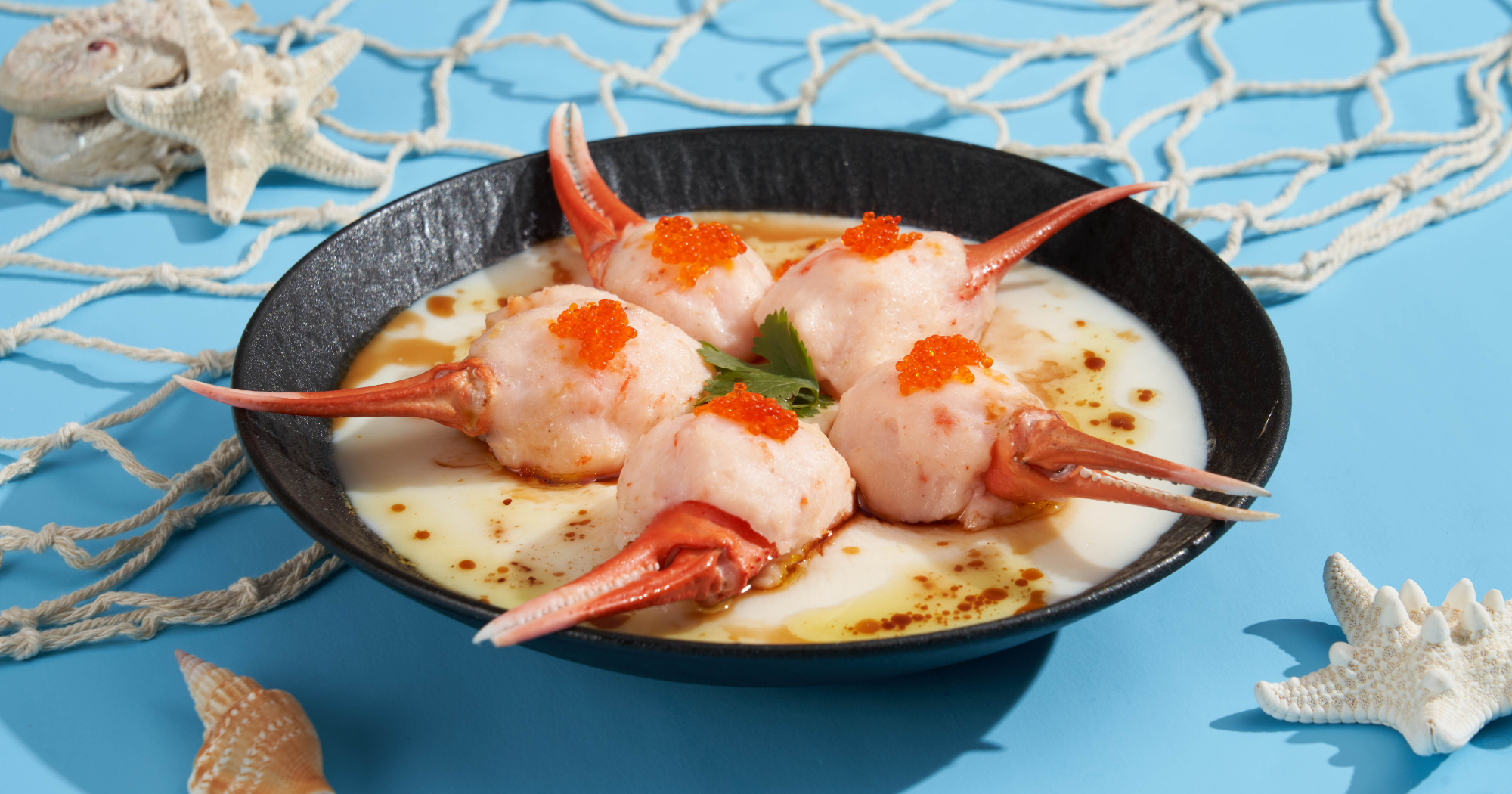 p7 2 steamed crab claws with prawn and Huadiao wine