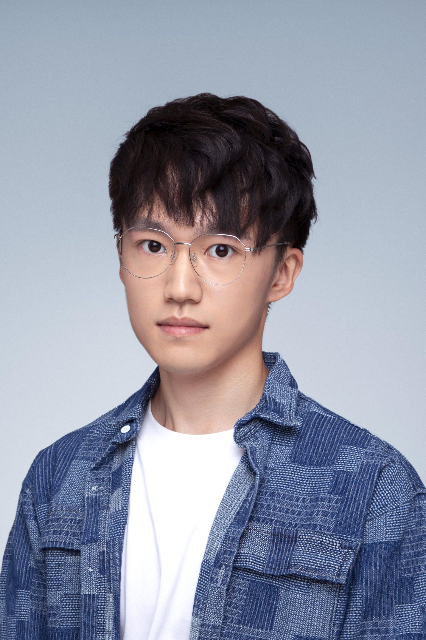 Mr Hu Xinlin