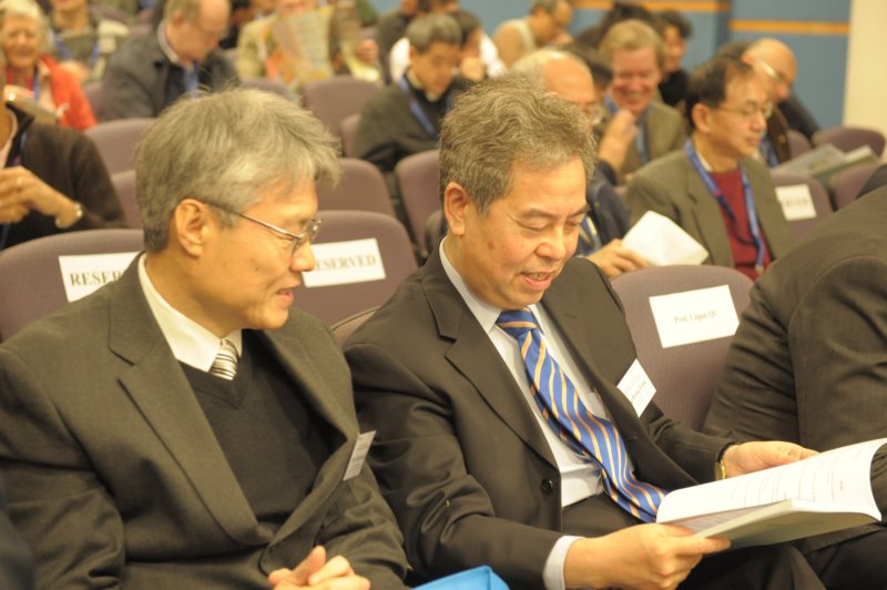 law_9183_audience.jpg