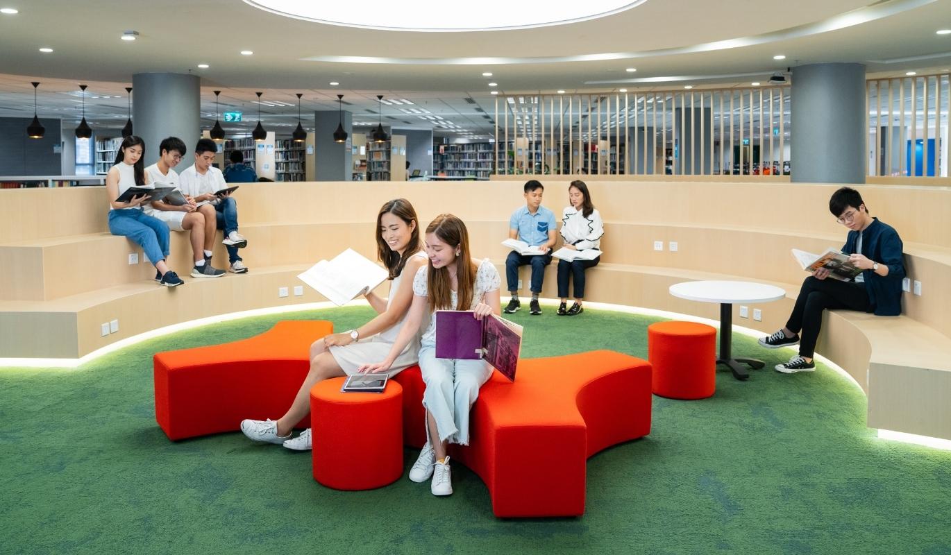 Students-in-Taught-Prog-Registration-Info-CB001-1370x800px