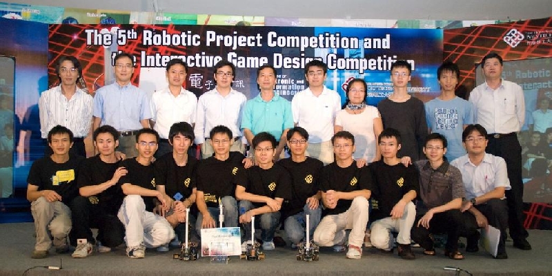 PolyU students' creativity unleashed in robotic competition