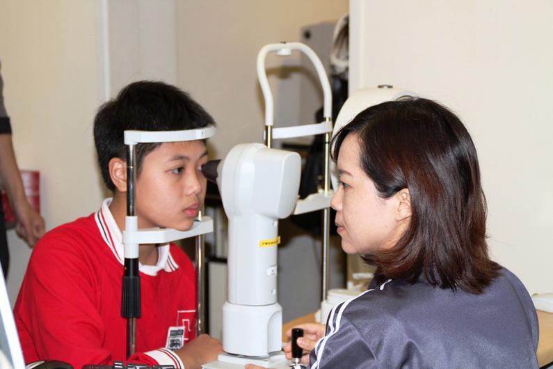 PolyU Optometry Expert Proves the Effectiveness of Orthokeratology in Myopic Control