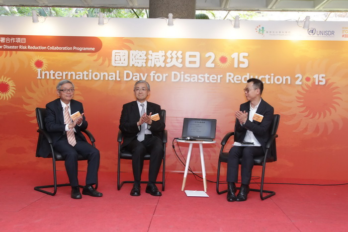 （左起）劉少懷醫生、岑智明先生、及沈文偉博士