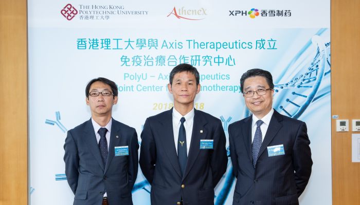 Professor Larry CHOW, Professor, Department of Applied Biology and Chemical Technology (ABCT), PolyU (middle); Dr Vincent KENG, Associate Professor, ABCT (left); and Dr Raymond YEUNG, General Manager, Athenex HK Innovative Ltd. 