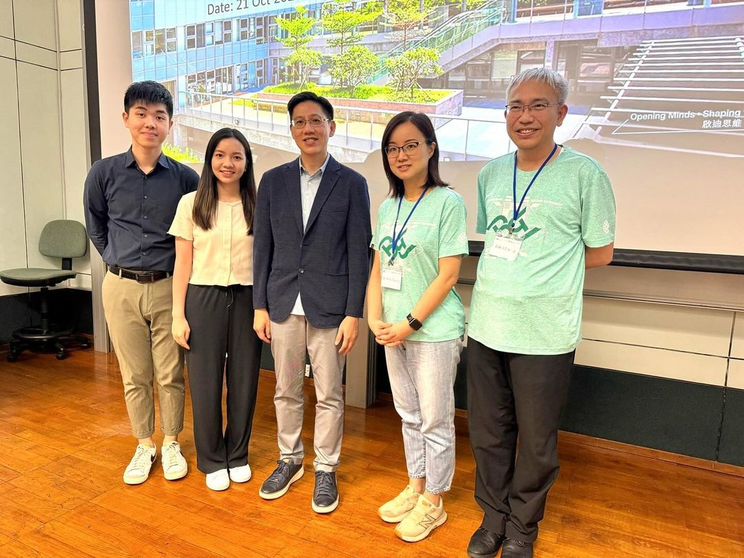 3_9394495801_988476408903863_8641374748523327233_n