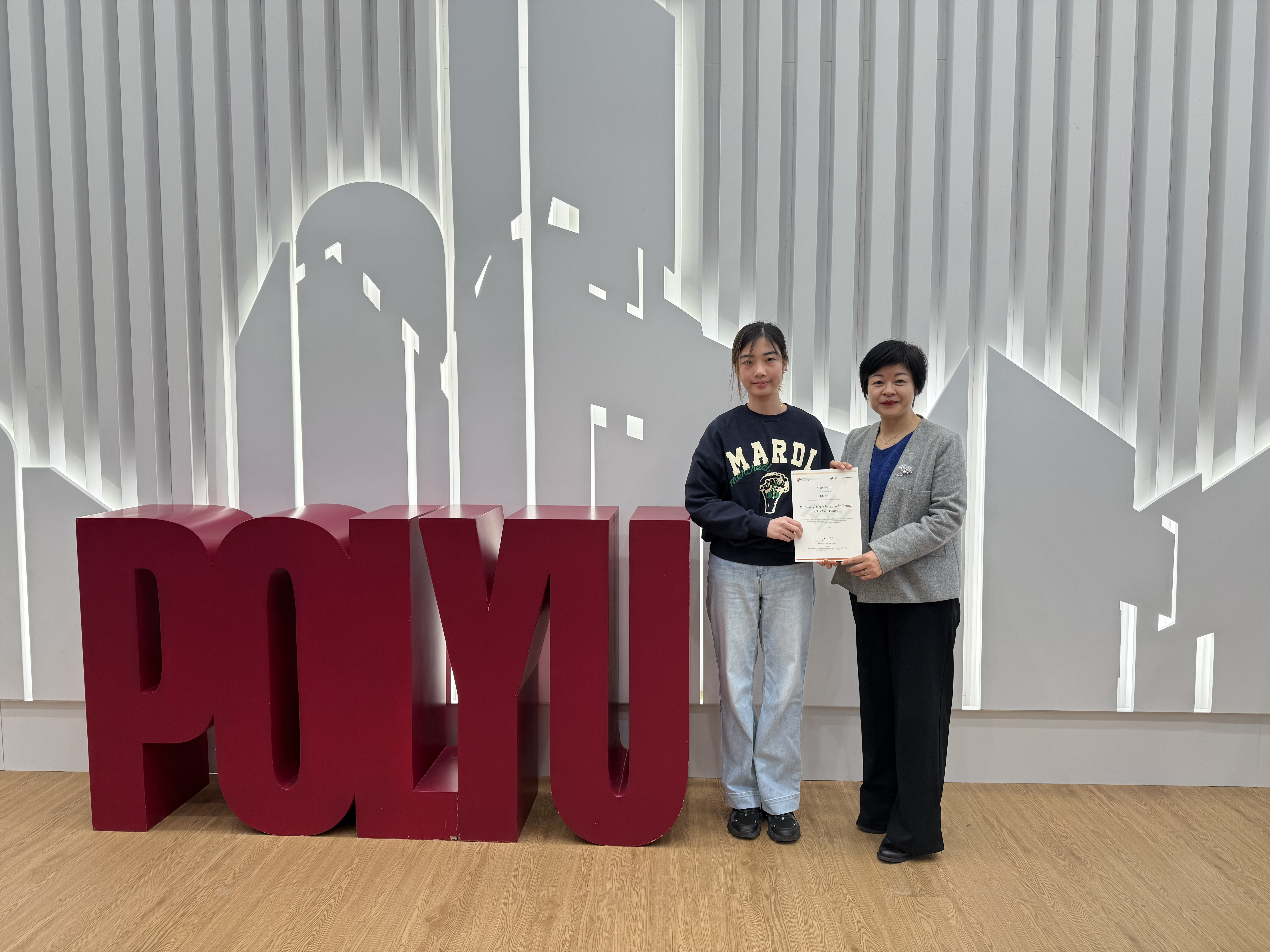 20250122_024048598_iOS