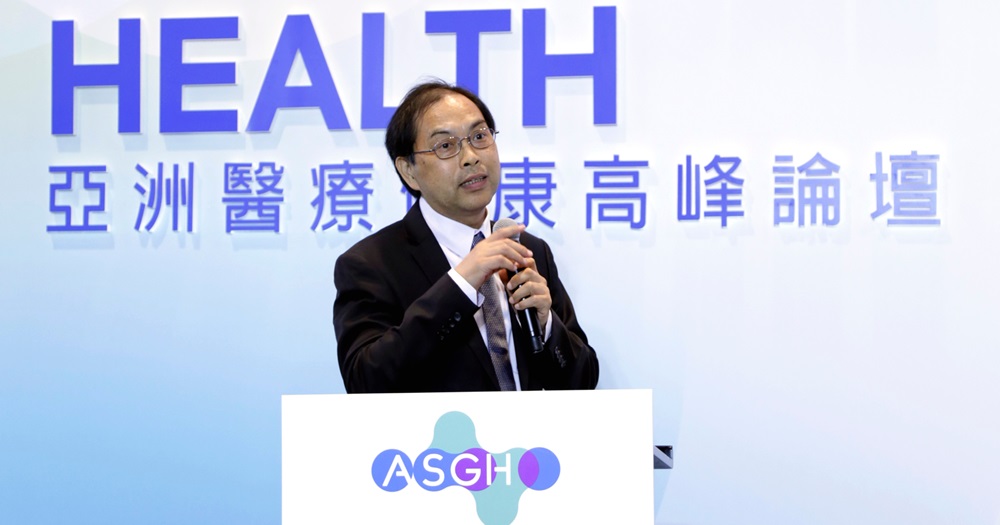 Prof. Zheng hopes that through the ultrasound device Liverscan®, liver disease assessment and screening will be widely available to people in the community.