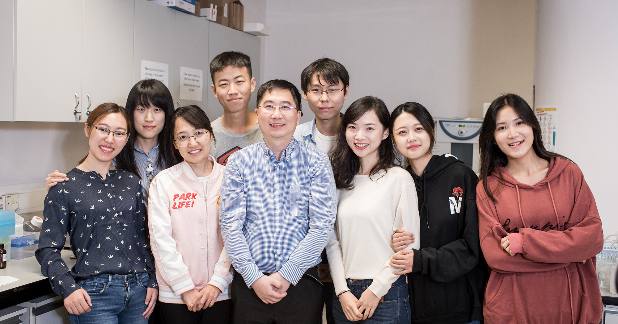 Prof. Mo Yang with his research team members