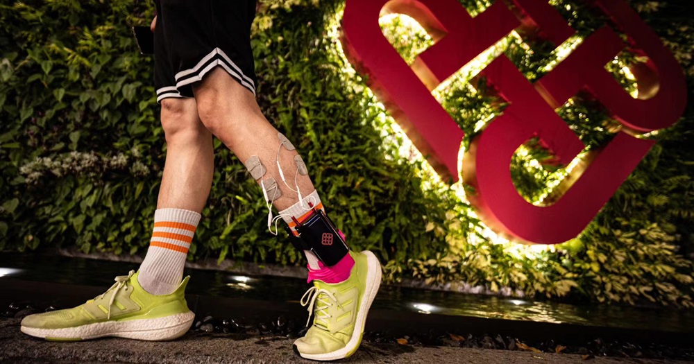 The Mobile Ankle-foot Exoneuromusculoskeleton features a lightweight design weighing about 400g which, together with its sportswear features, makes it more suitable for the hemiplegic patients to wear it unilaterally on their own. This device also has the advantage of low power consumption and can be used continuously for four hours with a 9V rechargeable battery, enabling patients to practice anytime, anywhere – at home, outdoors, or indoors.