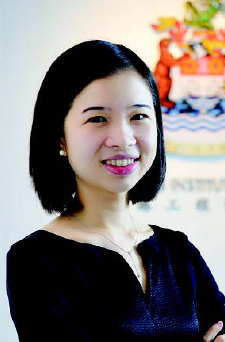 Images_ProfilePic_168x256_Julia