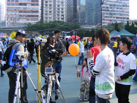 a warm family visitor to our booth
