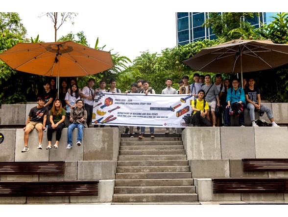 Study Tour to Singapore Surveying Students02