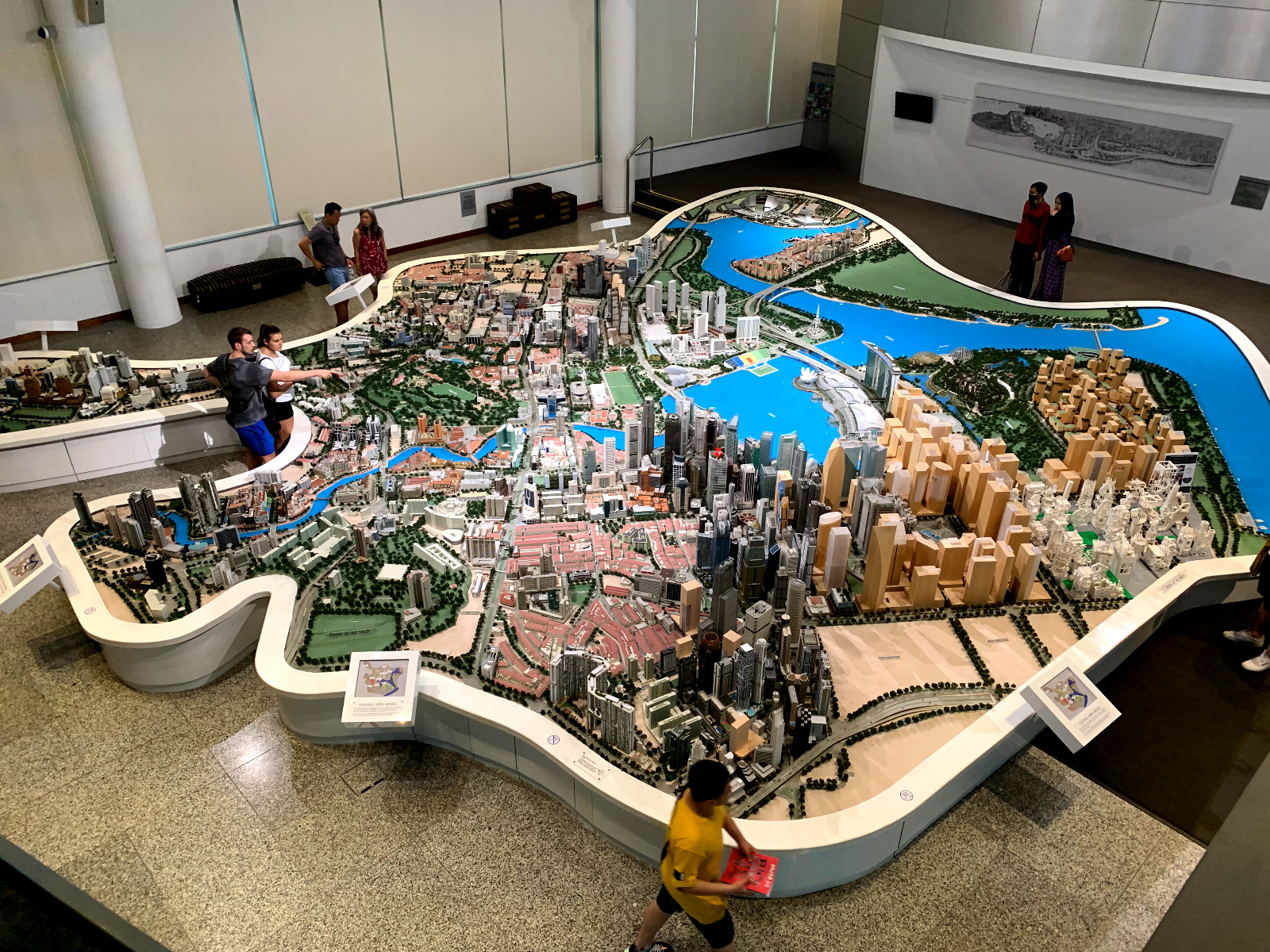 Study Tour to Singapore Surveying Students28