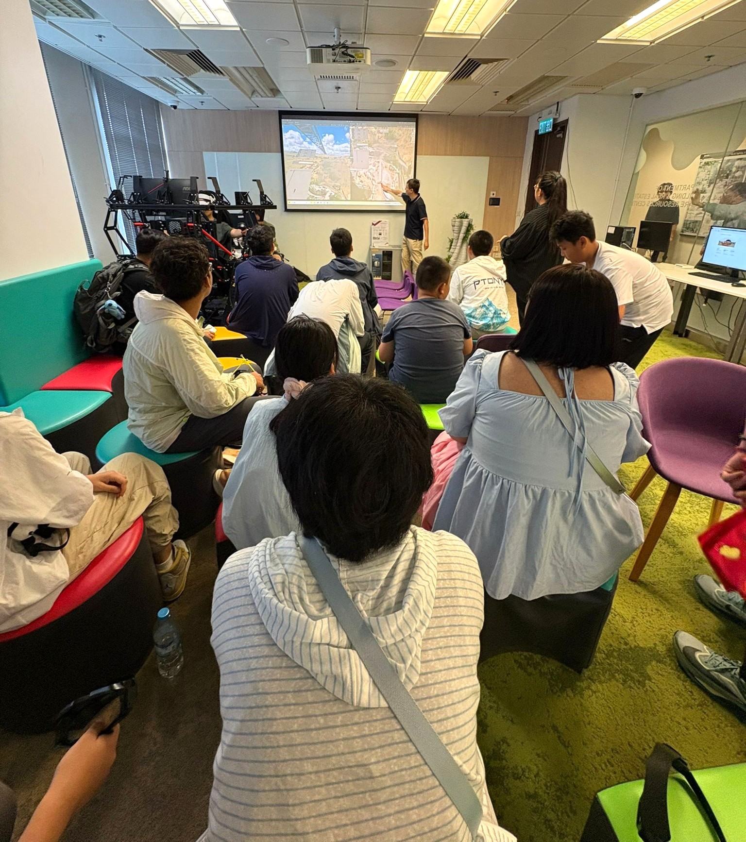 20250818 School Visit by Policy Research Centre for Innovation and Technology PolyU_01