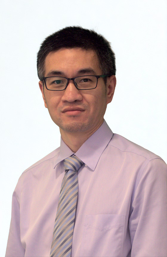 Prof ZhuwhiteBg 560x860