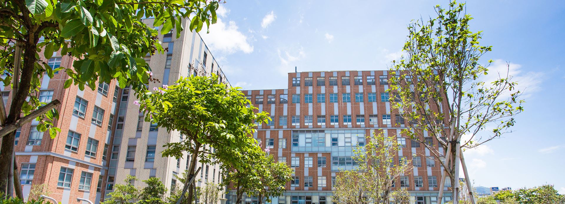 campus-3-3840x1388