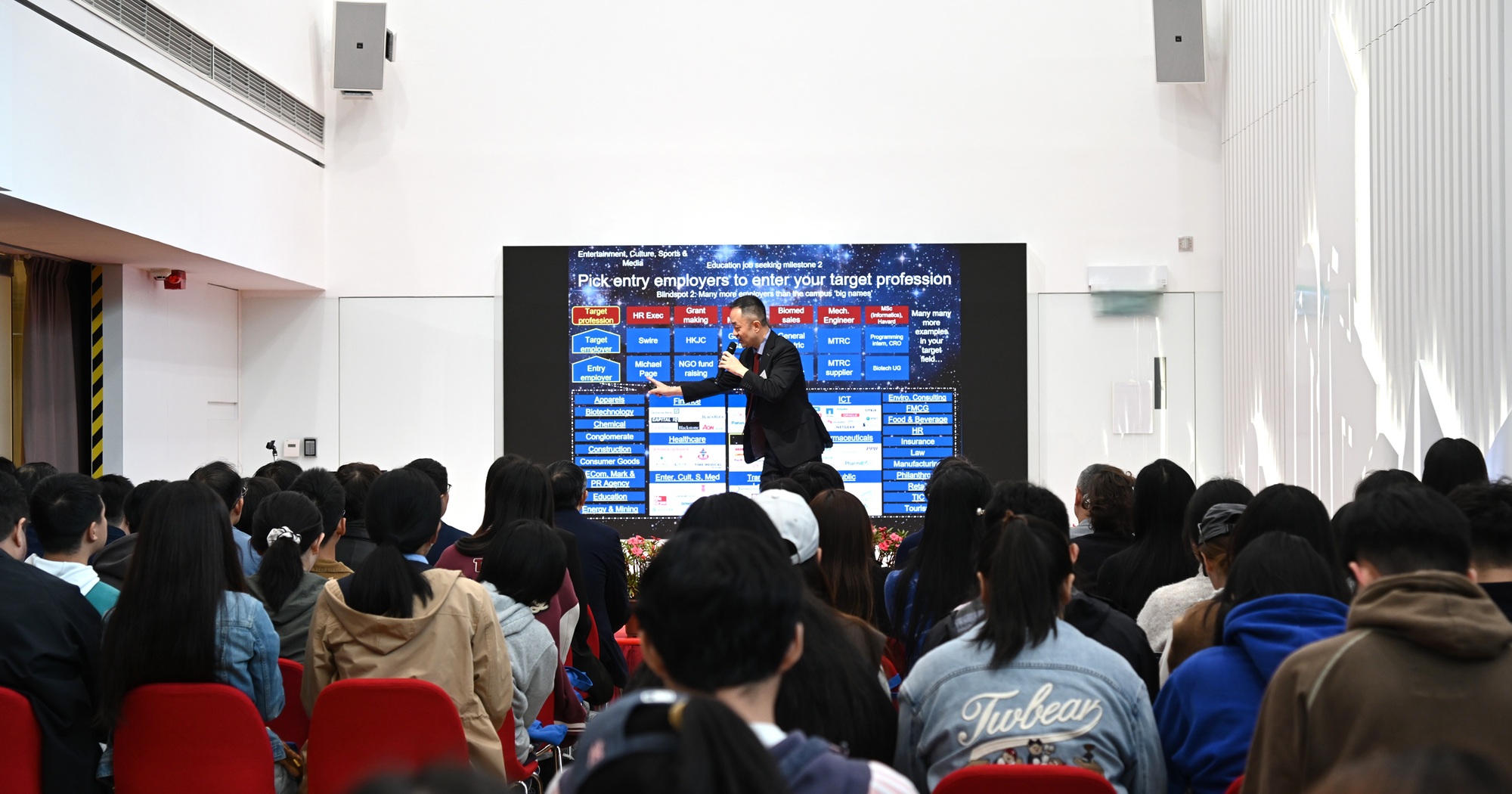 CareerOpportunities_04_2000x1050