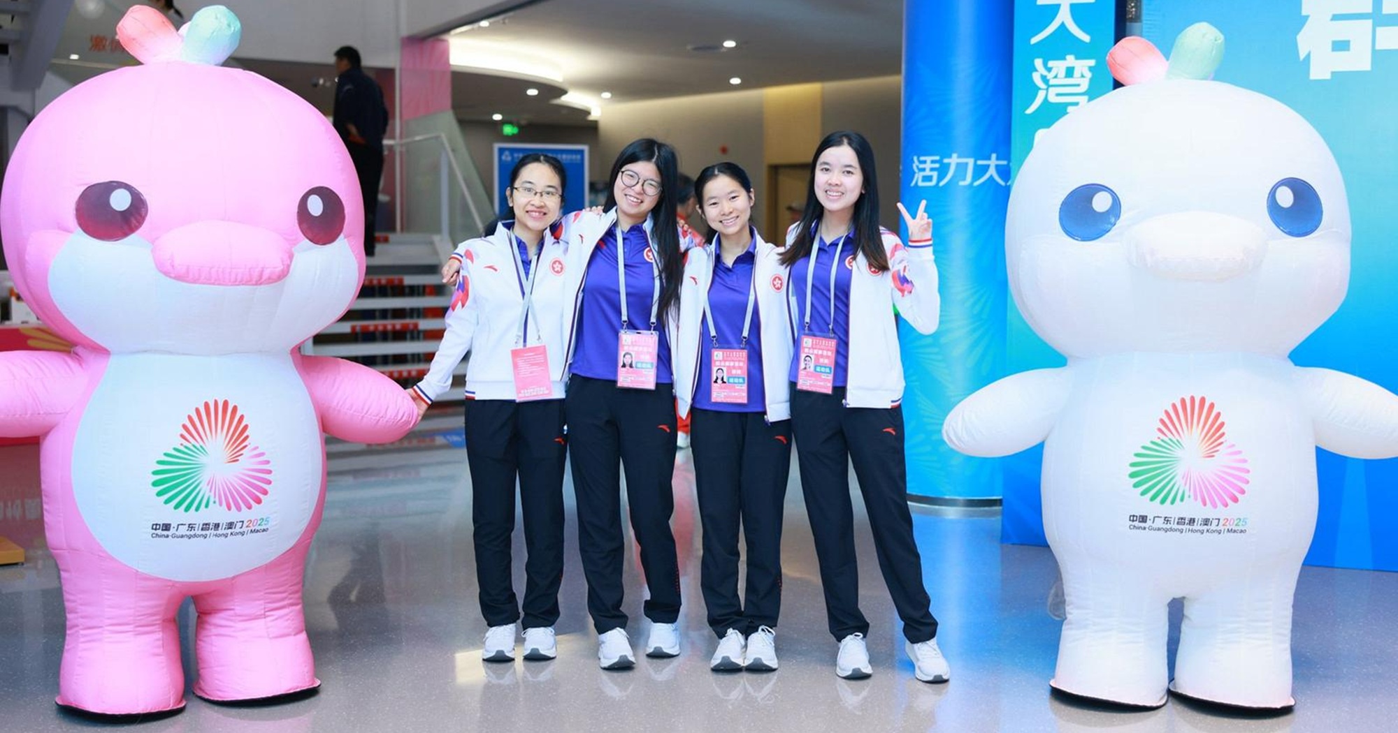 Womens Youth Team2000x1050