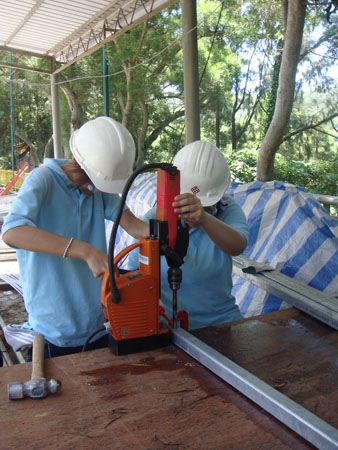 BEM Students Earning Certificate of Excellence in Community Service Learning Programme_1